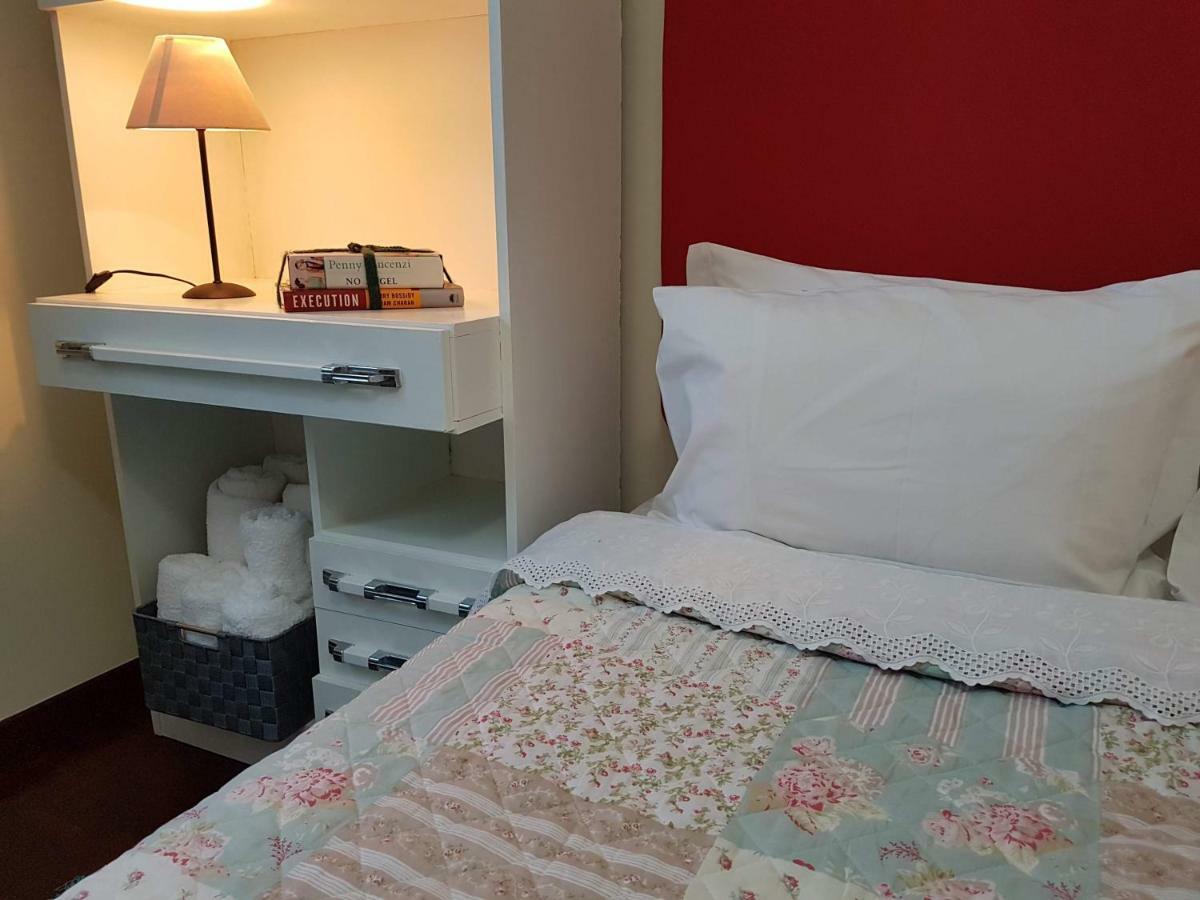 Villa Cosy Nook ฟุงชาล ภายนอก รูปภาพ